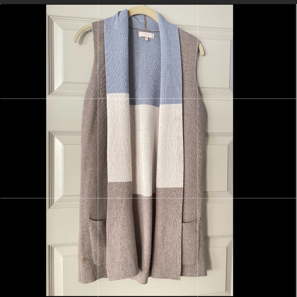 Cardigan with two pockets for women